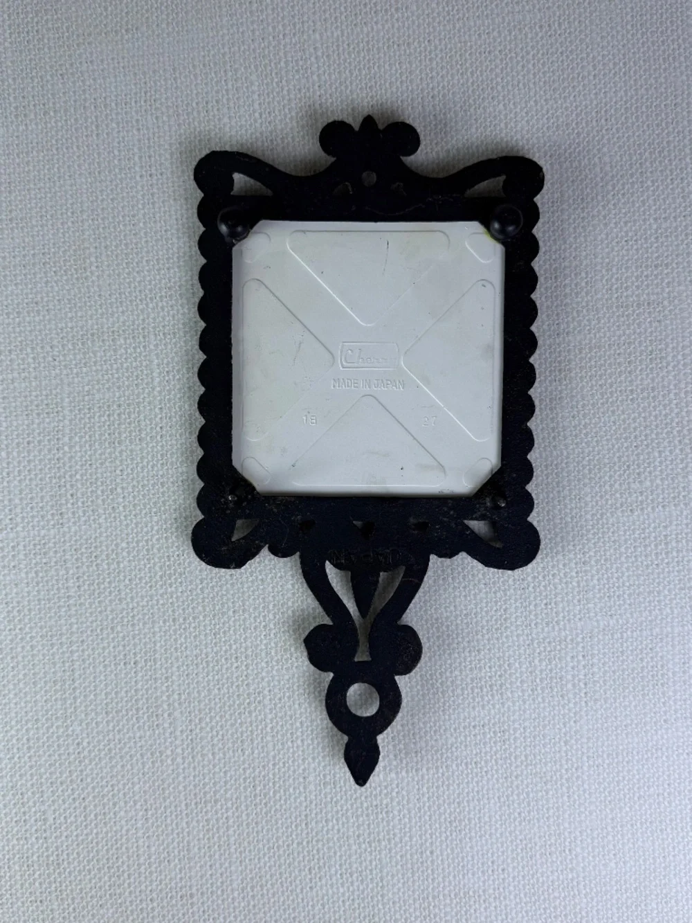 Vintage Cherry Japan Cast Iron Trivet – Rooster Ceramic Tile | Wall Hanging - Picture 8 of 9